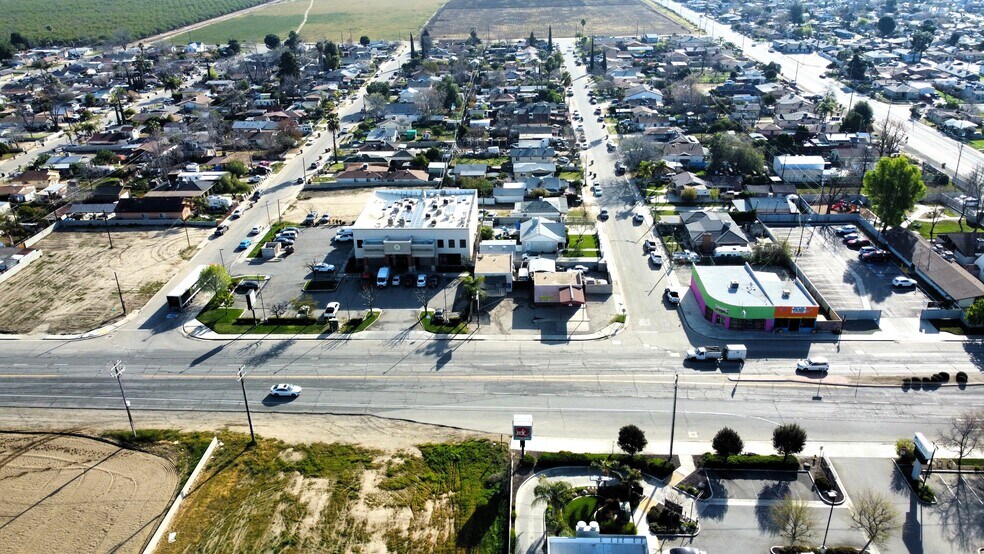 More Photos Of 9517 Weedpatch Hwy, Lamont Auto Repair For Sale