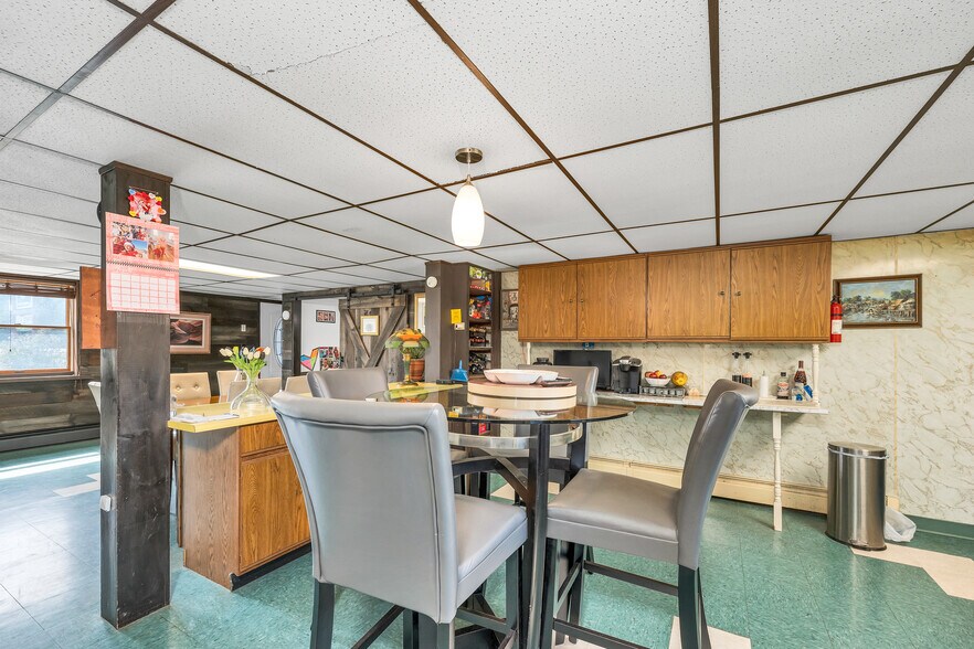 More Photos Of 820 Colebrook Rd, Errol Hotel For Sale