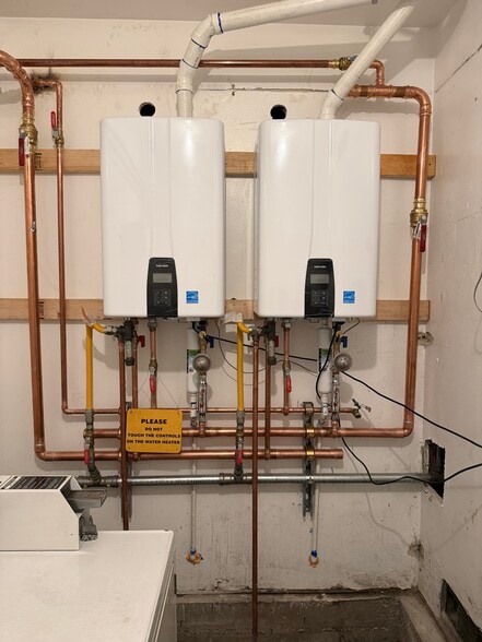 More Photos Of 518 E Washington Blvd, Pasadena Apartments For Sale