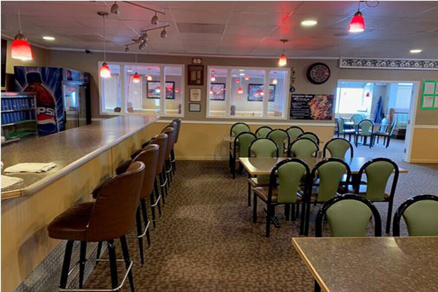 More Photos Of 1565 Marion-Waldo Rd, Marion General Retail For Sale