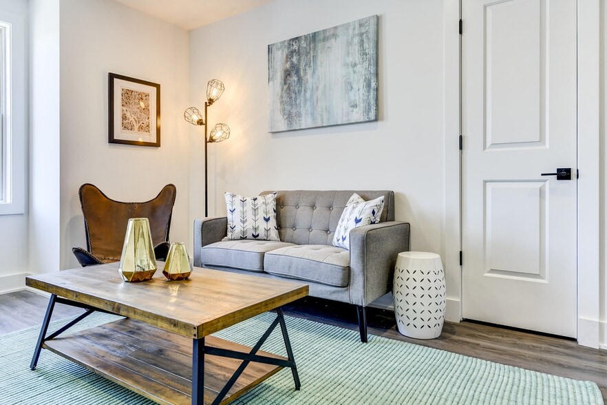 More Photos Of 1122 Bladensburg Rd NE, Washington Apartments For Sale