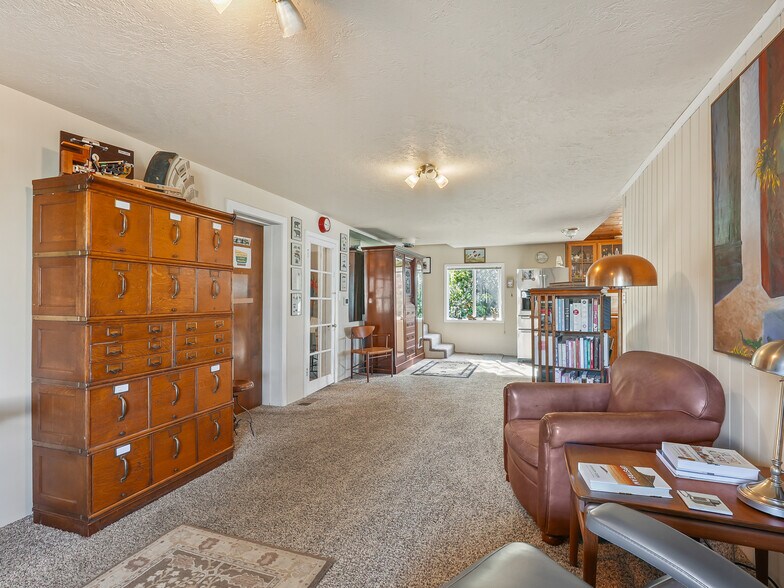More Photos Of 580 Marine Dr, Wheeler Hotel For Sale