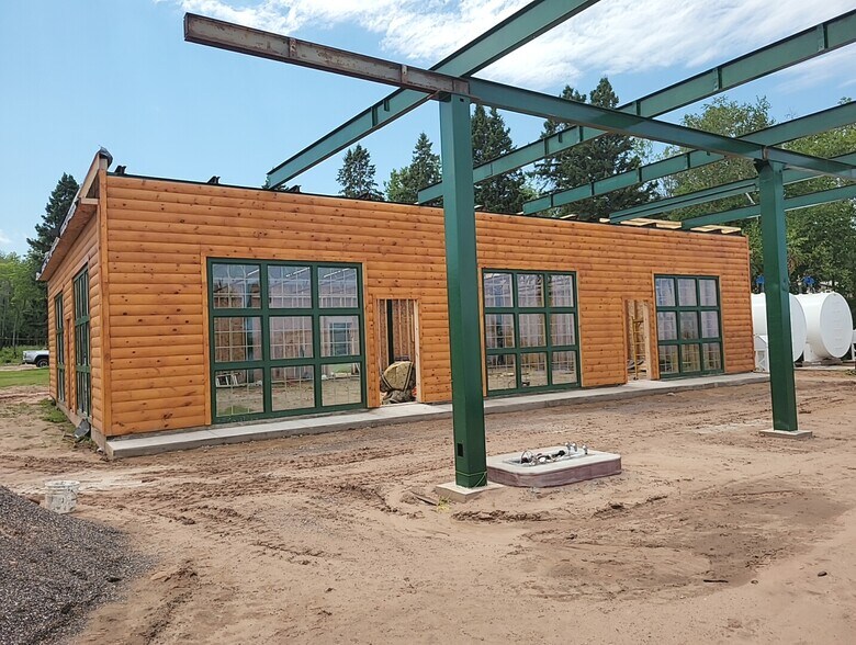 More Photos Of 35541 M107, Ontonagon Hotel For Sale
