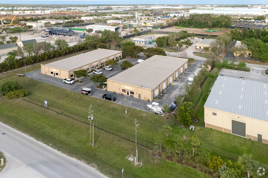 Primary Photo Of 16770 Link Ct, Fort Myers Showroom For Lease