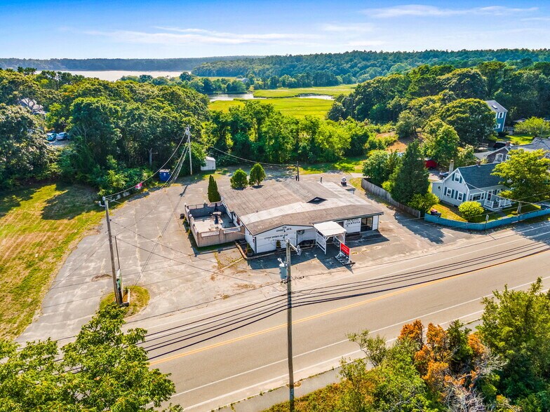 More Photos Of 270 Onset Ave, East Wareham Restaurant For Sale