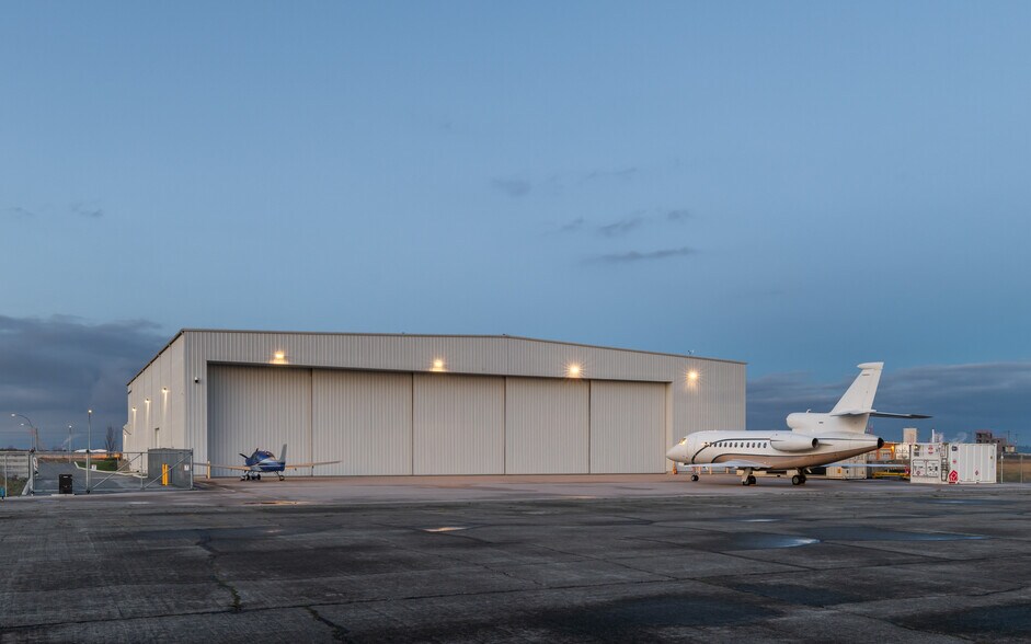 Primary Photo Of 7850 Alpha Way, Delta Airplane Hangar For Lease