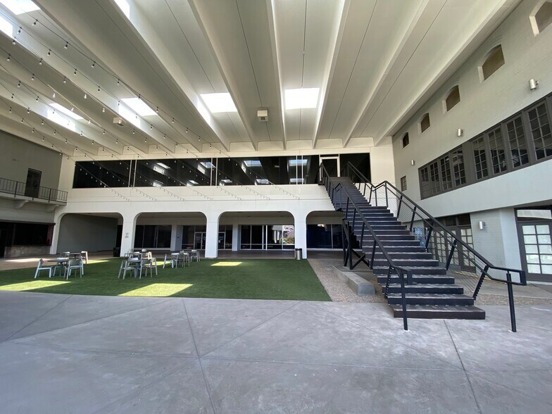 More Photos Of 3110 N Central Ave, Phoenix Unknown For Lease