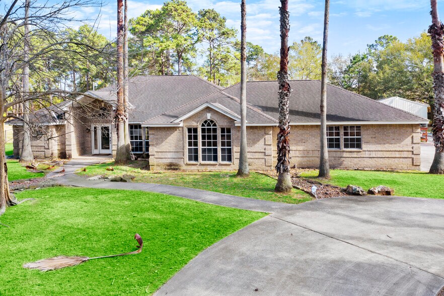 More Photos Of 16228 Huffmeister Rd, Cypress Office For Lease