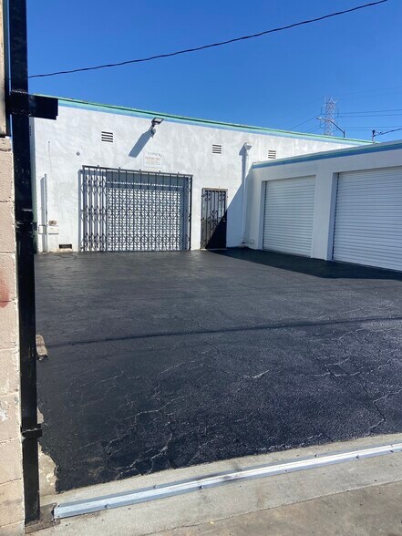 More Photos Of 3290 E Gage Ave, Huntington Park General Retail For Sale