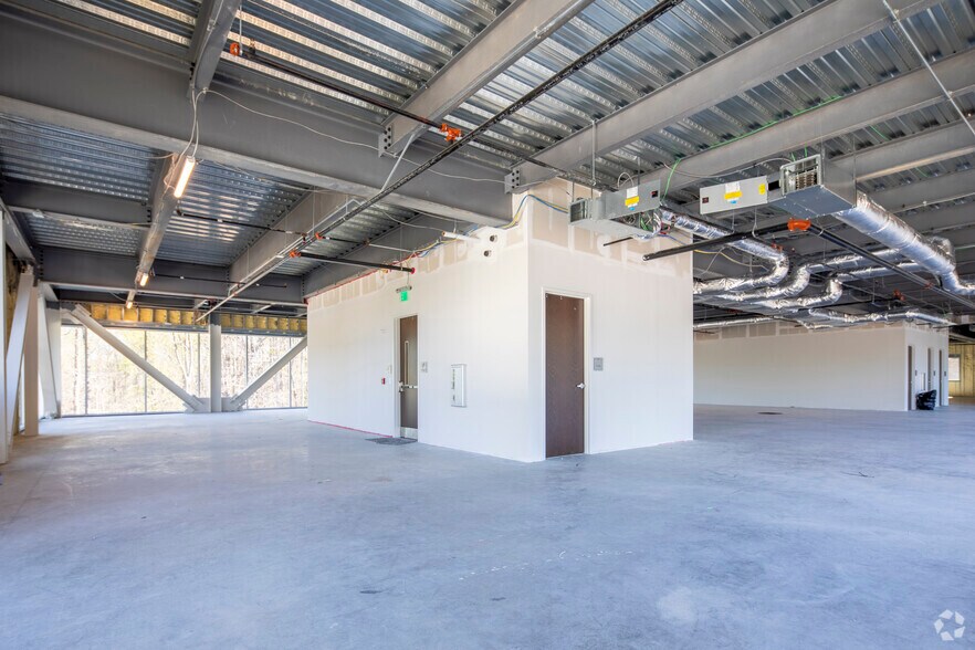 More Photos Of 2101 Old Columbiana Rd, Vestavia Hills Office For Lease