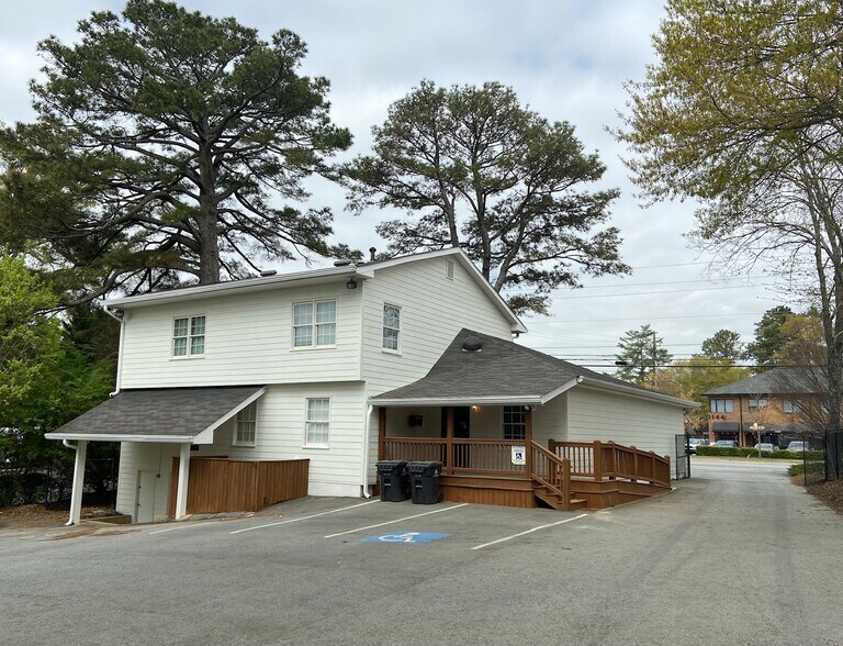 More Photos Of 1137 Alpharetta St, Roswell Office Residential For Lease