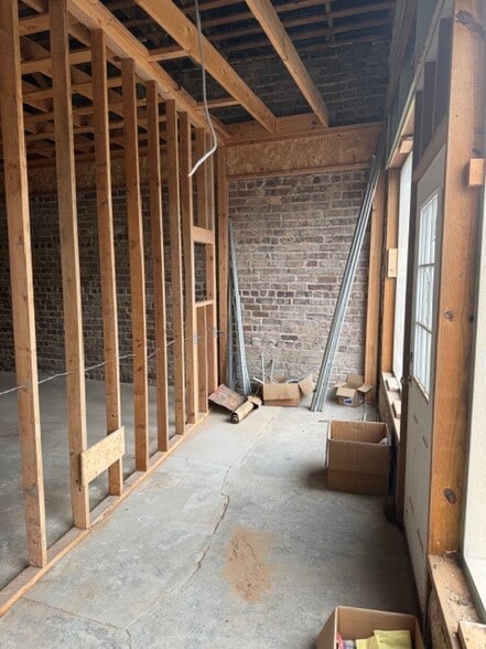 More Photos Of 133-135 N Lee St, Fort Gibson Storefront For Sale