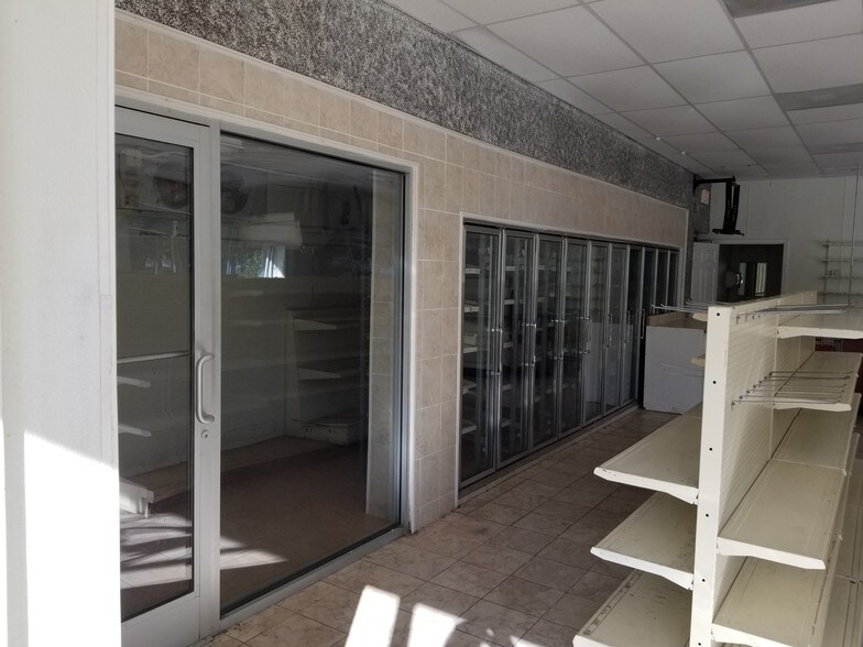 More Photos Of 317 Liberty Rd, Archdale Convenience Store For Sale