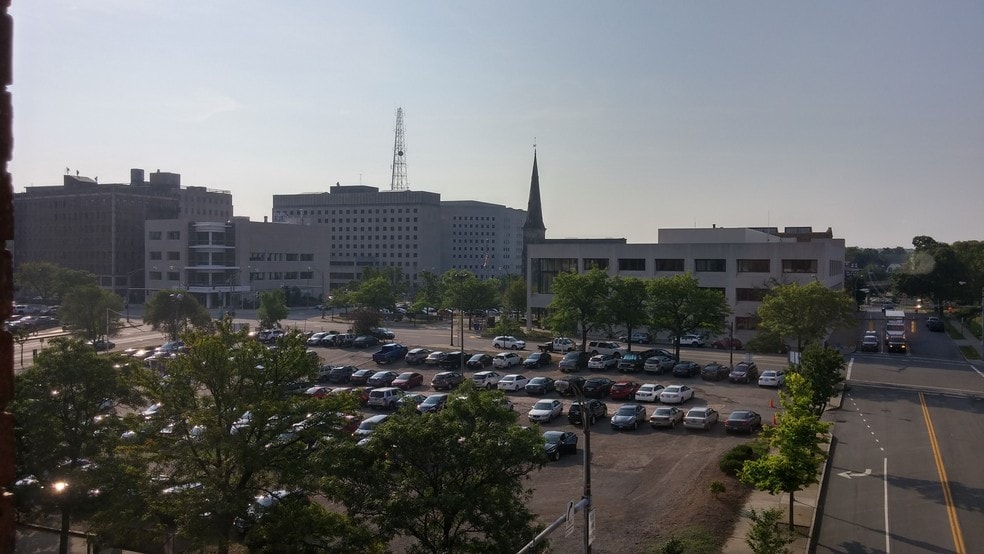 More Photos Of 130-140 W Main St, Rochester Office For Lease