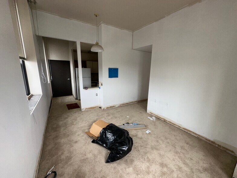 More Photos Of 215 Lelia St, Pittsburgh Apartments For Sale