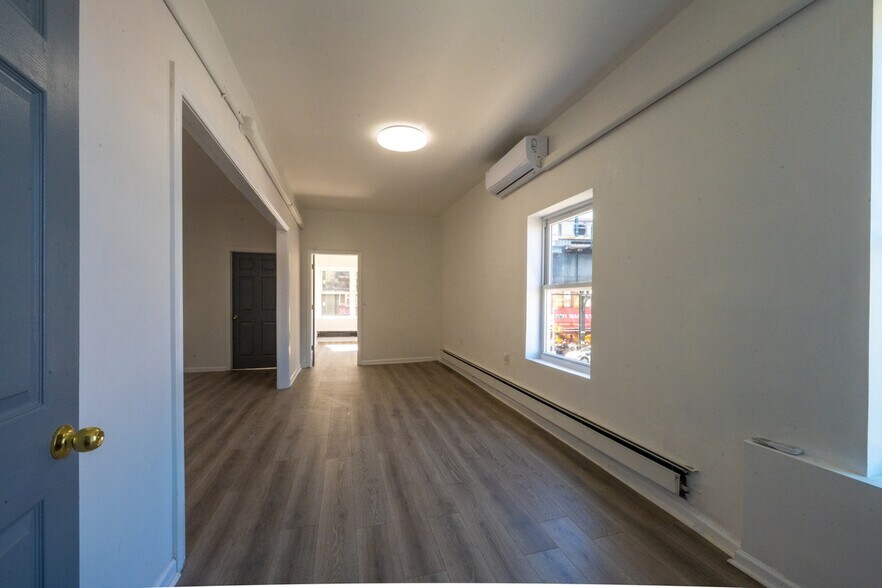 More Photos Of 11801 Liberty Ave, Jamaica Storefront Retail Residential For Lease