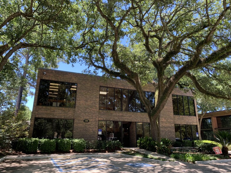 Primary Photo Of 100 Rue Iberville, Lafayette Office For Lease