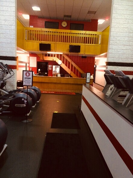 More Photos Of 1341 Mclaughlin Run Rd, Pittsburgh Warehouse For Sale