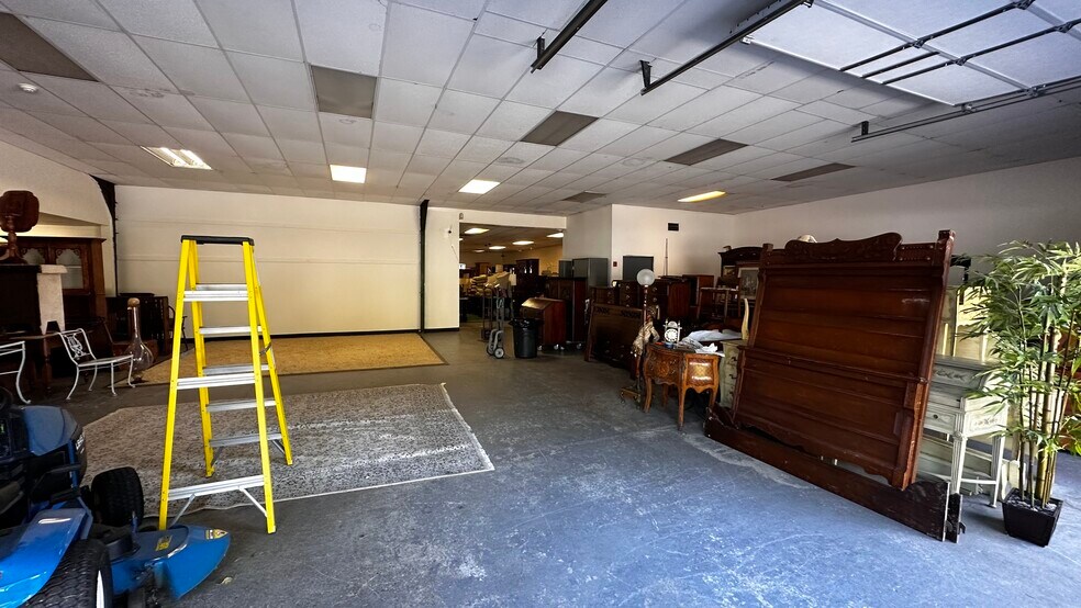 More Photos Of 723 Rt 57, Stewartsville Industrial For Sale