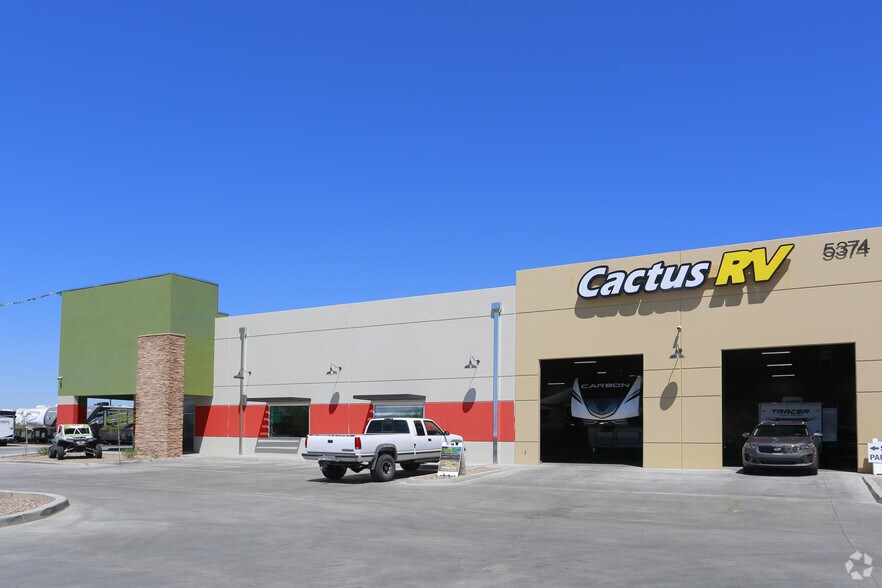 More Photos Of 5374 N Casa Grande Hwy, Tucson Showroom For Lease