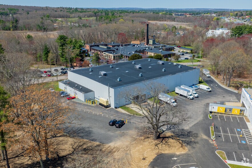 More Photos Of 29 Hayward St, Franklin Warehouse For Lease