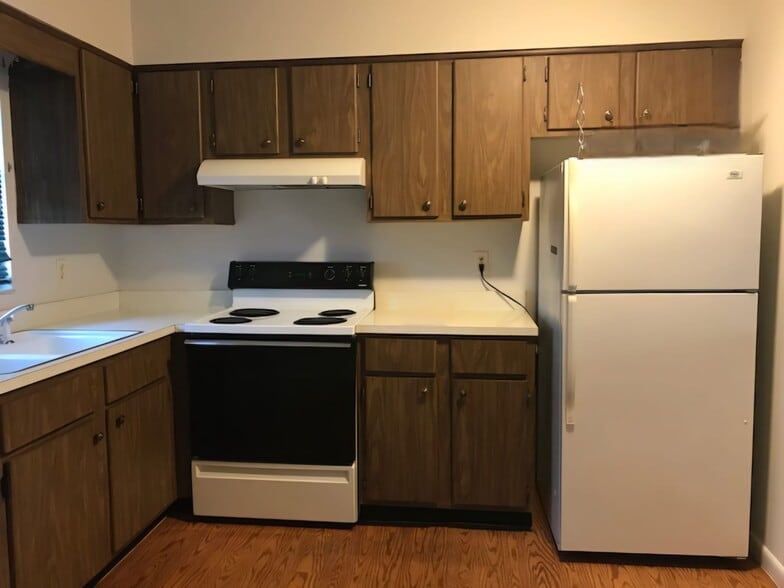 More Photos Of 3025 54th St S, Gulfport Apartments For Sale