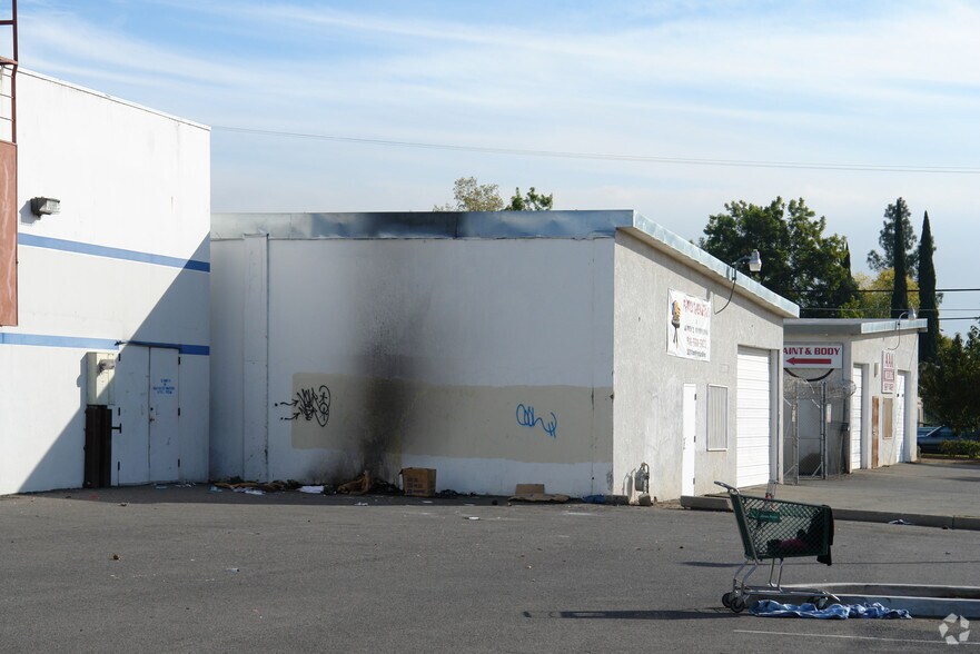 More Photos Of 521 Indiana Ave, Sacramento Warehouse For Sale