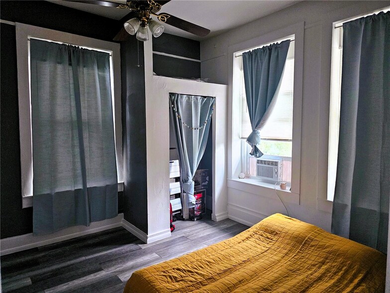 More Photos Of 106 E Tarpon Ave, Tarpon Springs Apartments For Sale