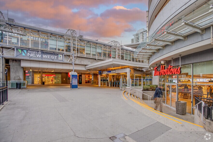 More Photos Of 800 Carnarvon St, New Westminster Unknown For Lease