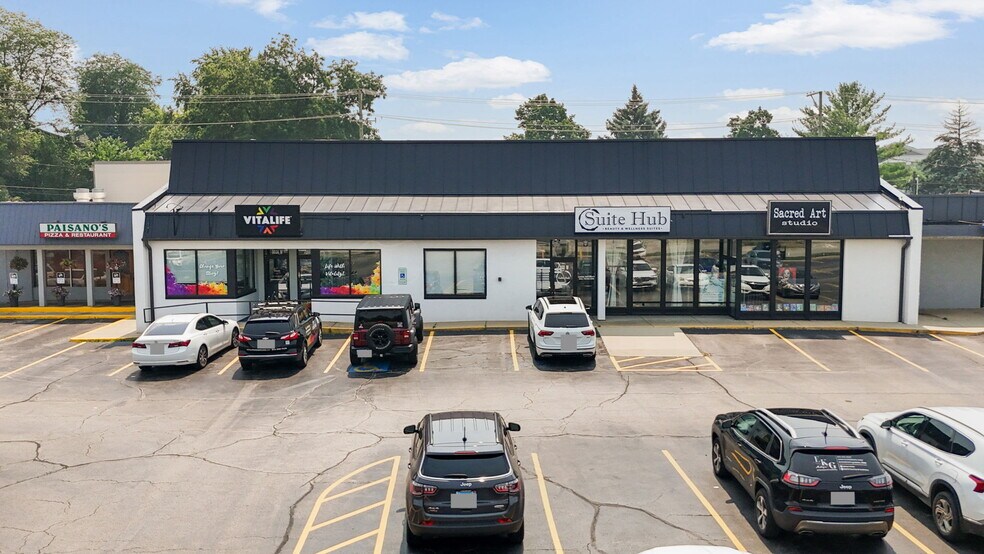 More Photos Of 340-358 W Maple St, New Lenox Storefront For Sale