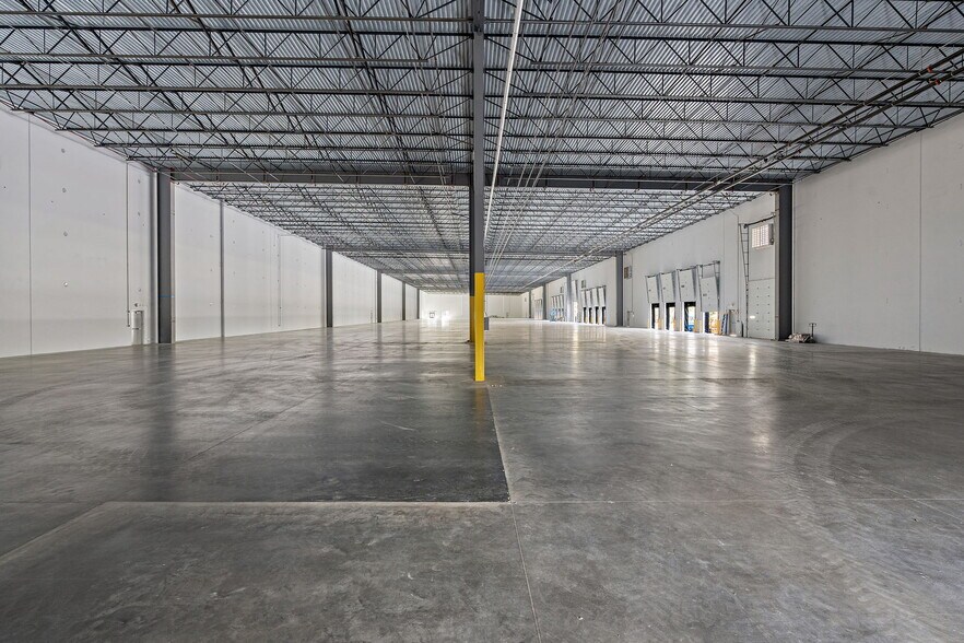 More Photos Of 100 Spontex Dr, Columbia Warehouse For Lease