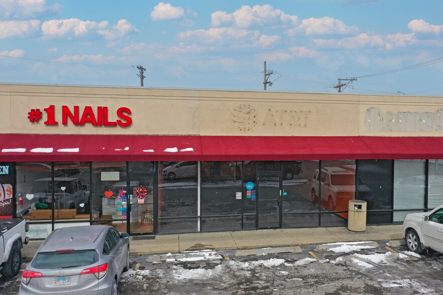 More Photos Of 1501-1527 W North Ave, Melrose Park Unknown For Lease