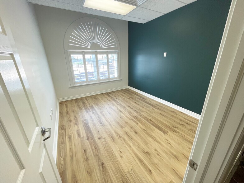 More Photos Of 250 W Center St, Provo Office Residential For Lease