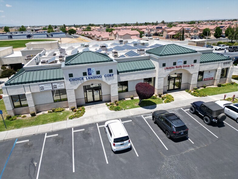 Primary Photo Of 12640 Hesperia Rd, Victorville Medical For Lease
