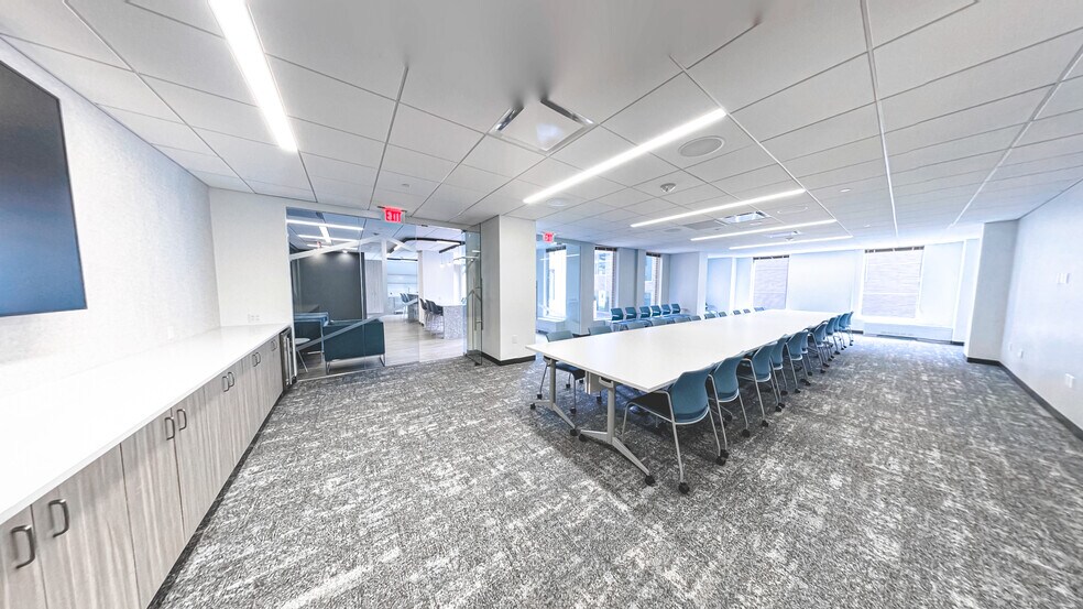 More Photos Of 1025 Connecticut Ave NW, Washington Office For Lease