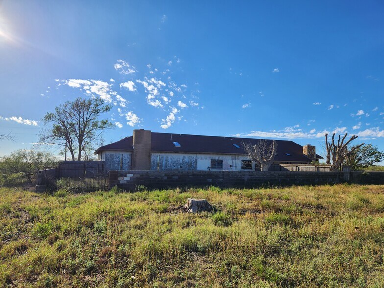 More Photos Of 1601 N County Road 1110, Midland Land For Sale