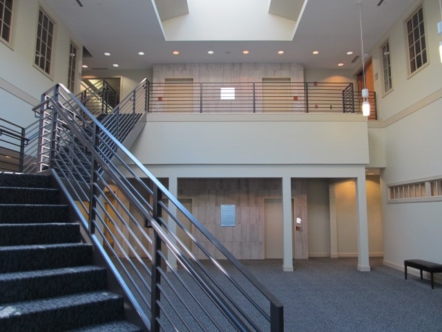 More Photos Of 94 New Karner Rd, Albany Office For Lease