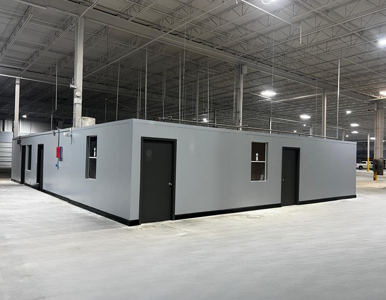 More Photos Of 780 King George Blvd, Savannah Warehouse For Lease