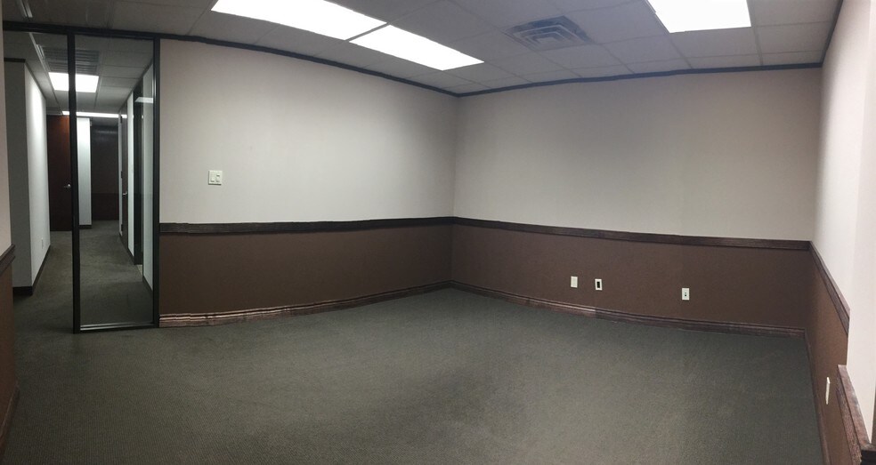 More Photos Of 3200 Steck Ave, Austin Office For Sale