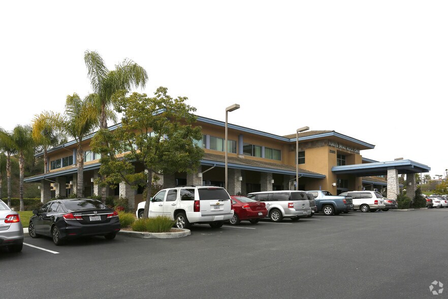 More Photos Of 25395 Hancock Ave, Murrieta Healthcare For Lease