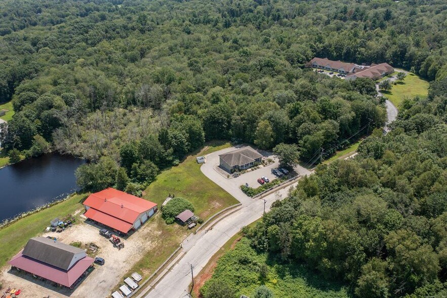 More Photos Of 20 Knollwood Dr, Canterbury Office For Sale