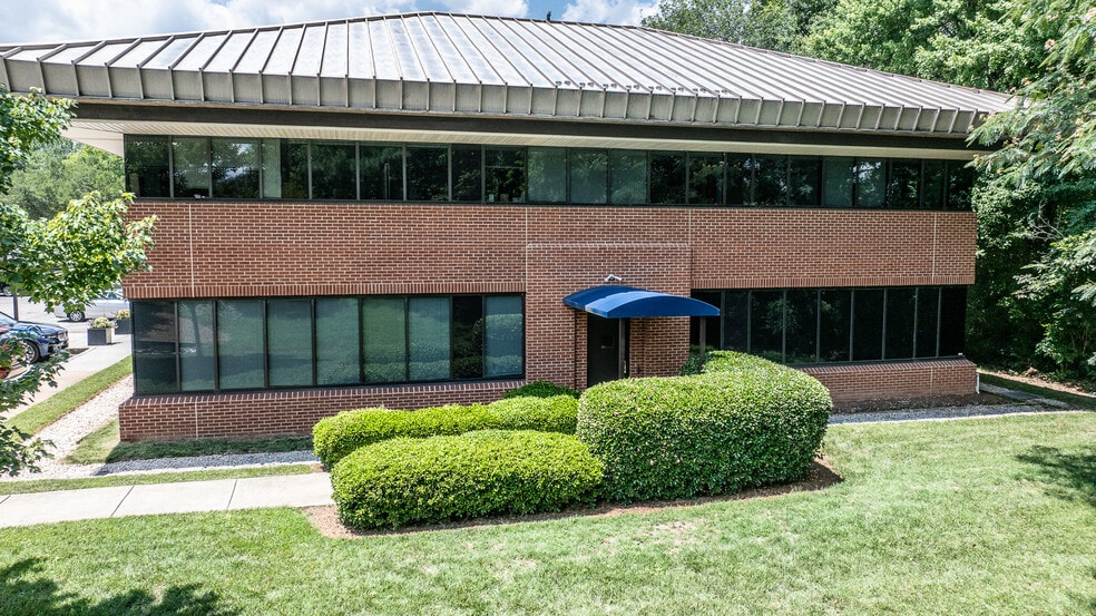 More Photos Of 100 Meredith Dr, Durham Unknown For Lease