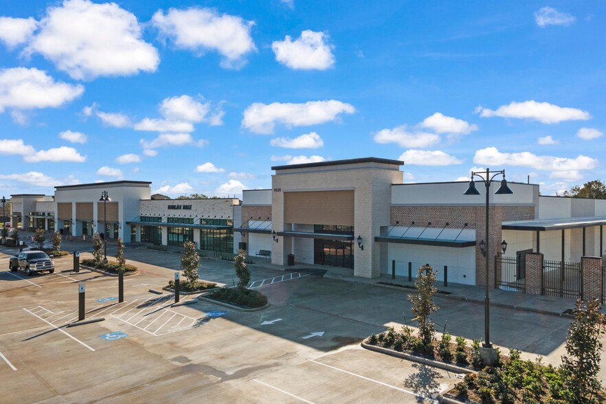 More Photos Of 9018-9034 Sienna Crossing Dr, Missouri City Unknown For Lease