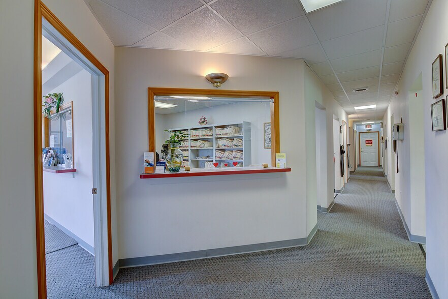 More Photos Of 1980 Pa-54 Hwy, Montgomery Office For Sale