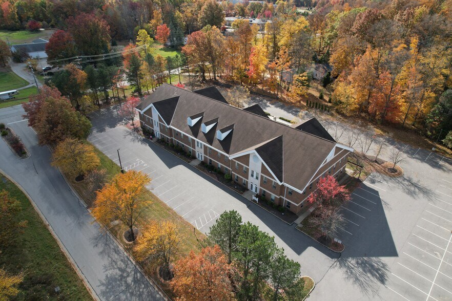 More Photos Of 6900-6950 S Edgerton Rd, Brecksville Unknown For Lease