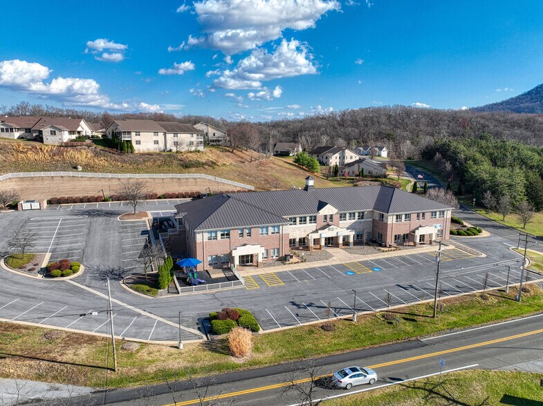 More Photos Of 105 Stony Pointe Way, Strasburg Medical For Lease