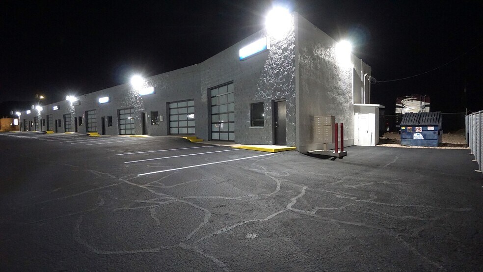 More Photos Of 4030 Stockton Hill Rd, Kingman Light Distribution For Sale