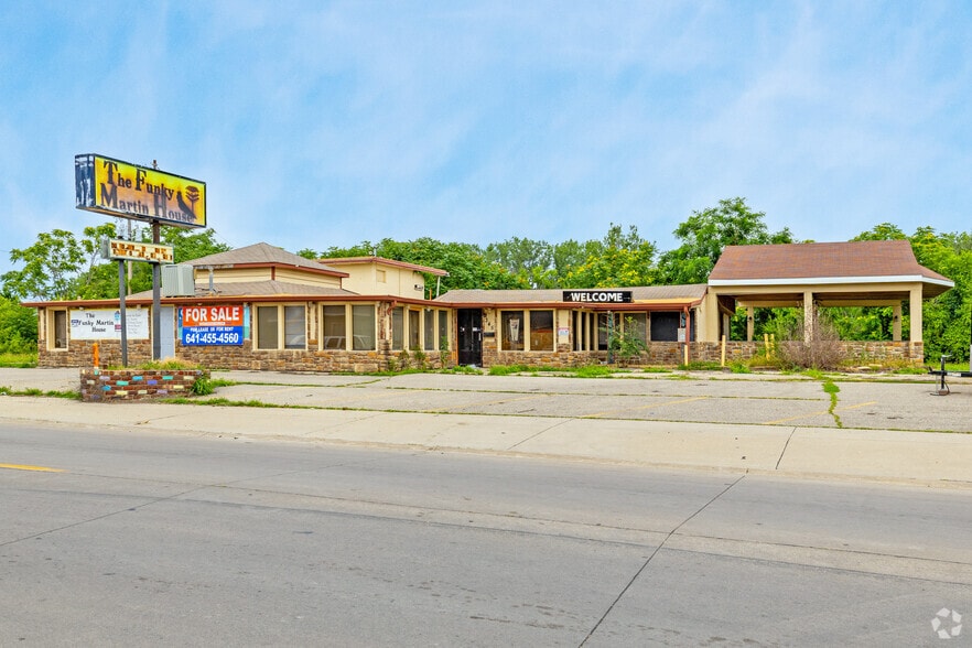 More Photos Of 345 Richmond Ave, Ottumwa Restaurant For Sale