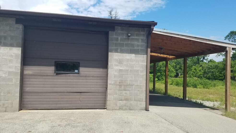 More Photos Of 3400 Leechburg Rd, Pittsburgh Auto Repair For Sale