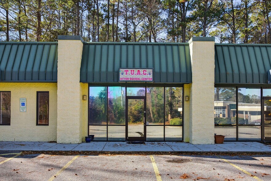 More Photos Of 3910 Princess Place Dr, Wilmington Daycare Center For Lease